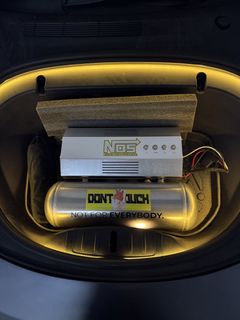 （分類：）位於 。 由 swooooosh 提交（商品編號 1438938147，圖片 1）。簡介： 。
