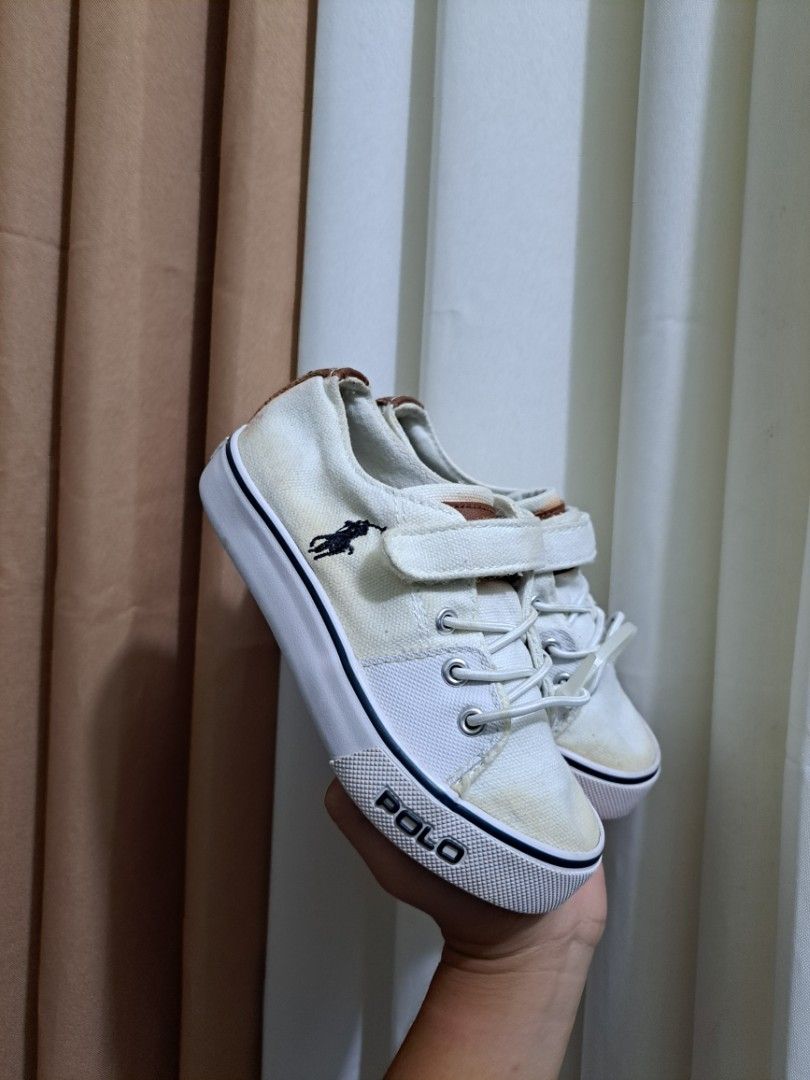 399 Original polo shoes,for kid (Category: Babies & Kids Fashion) located in Quezon City. Submitted by kimlynandaya (Listing ID 1438994229, Image 2). Description: Original shoes,for kid brand polo sizes us:9 uk:8½ eur:25.5 cm:16.