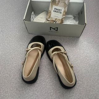 (Category: ) located in . Submitted by staple.depop (Listing ID 1439064130, Image 1). Description: .
