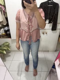 (Category: ) located in . Submitted by feibella_clothing24 (Listing ID 1439019906, Image 1). Description: .