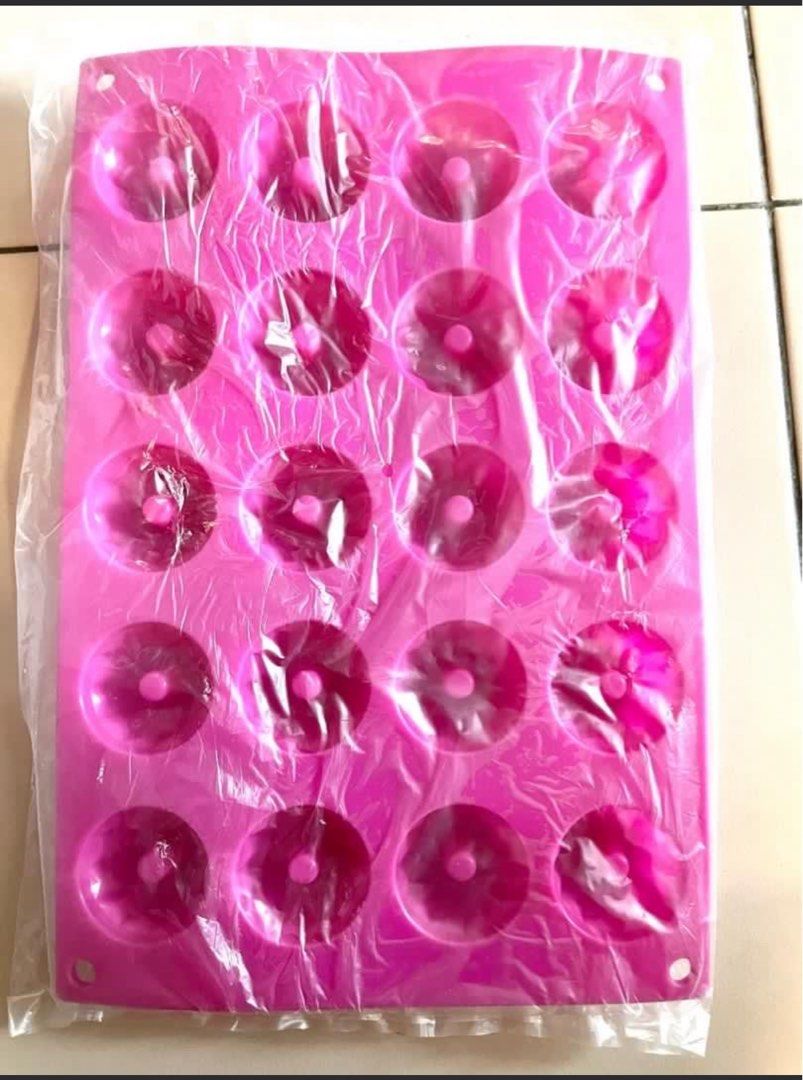 Pink Silicone Baking Molds and Cutters Set459132901744988162
