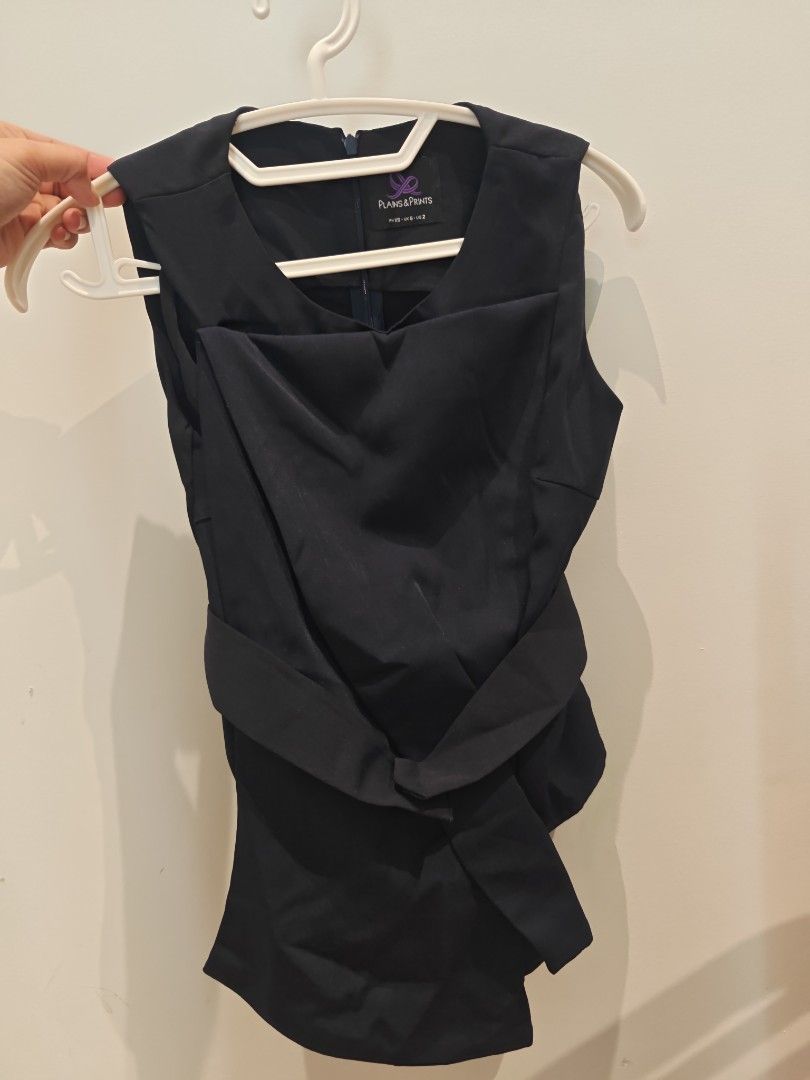 Plains and Prints Blouse (Category: Blouses) located in Manila. Submitted by restyledclothingnewacct (Listing ID 1438965228, Image 1). Description: .