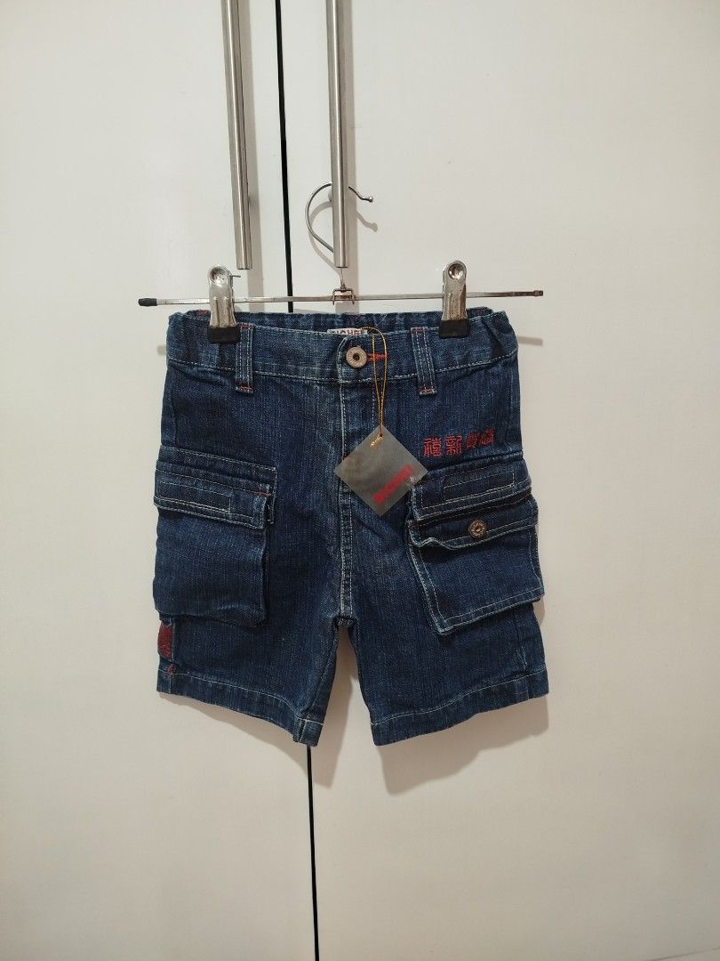 RICHGI BNWT Kids Size 2 Denim Short (Category: Babies & Kids Fashion) located in Santo Tomas. Submitted by rieloved (Listing ID 1438919186, Image 1). Description: Waist 18 Length 11.5 brand new with tag got it abroad.