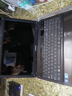 Samsung R540 Notebook Computer464820891970457600