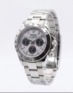 (Category: ) located in . Submitted by seikomodtimepiece (Listing ID 1438981881, Image 1). Description: .