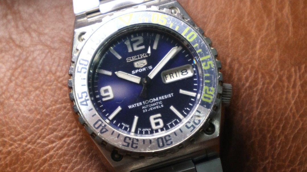 ❗ SALE❗ SEIKO PROTOS SNZD75 (Category: Men's Watches) located in Cebu City. Submitted by steffiewonder13 (Listing ID 1439026604, Image 2). Description: Seiko Protos - SELLING AS IS - original head and bracelet (fits up to 7in) - 7s36 movement - signs of use - 42mm case, 20mm lugs - Crack on glass near 12 (see photos) - NEEDS serviced; may underperform I can send videos and chat further via Vib3r for your peace of mind. Payment first basis. Shippi