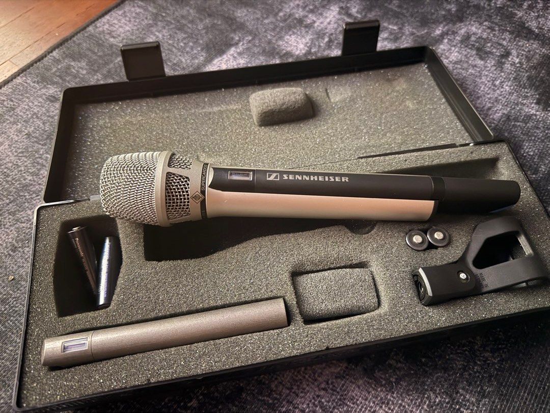Sennheiser SKM5200-II Wireless Mic System (Category: Microphones) located in Singapore. Submitted by goodman78 (Listing ID 1439023470, Image 1). Description: Hi guys, Letting go the legendary Sennheiser Skm5200ii wireless transmitter & Em3731 receiver system. Comes w/ Neumann KK105S capsule. Last serviced by Sennheiser singapore in 2022. Wireless system working perfect and only used in my home studio. No scratch, ding whatsoever. This is genuine 