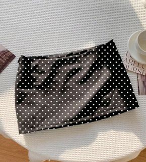 (Category: ) located in . Submitted by thrift.treat (Listing ID 1439055107, Image 1). Description: .