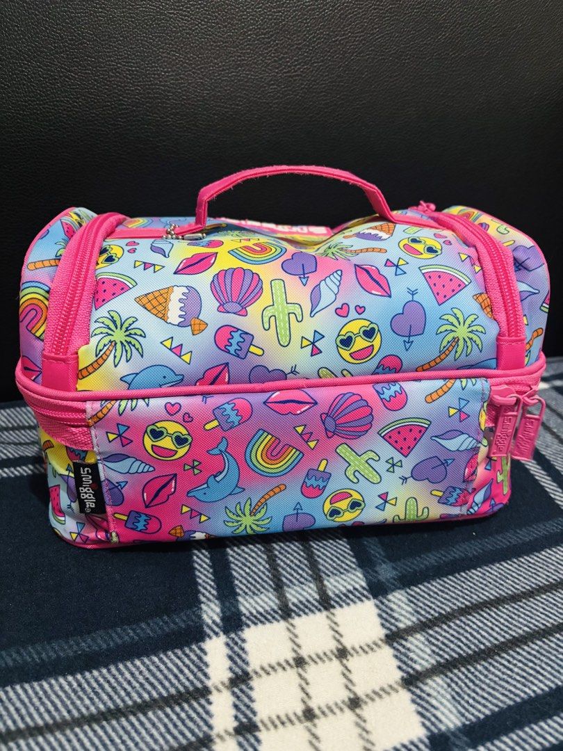 Smiggle Double Decker Lunch bag (Category: Food Organization & Storage) located in Taguig. Submitted by ellies_basket (Listing ID 1438984817, Image 2). Description: Smiggle double decker >no flaws >original bought from singapore.