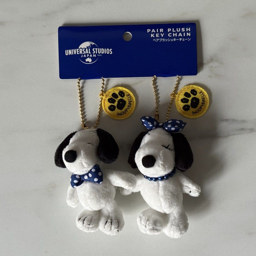 snoopy pair plush keychain (Category: Plushies & Soft Toys) located in Quezon City. Submitted by dinonaras (Listing ID 1438936733, Image 1). Description: snoopy pair plush keychains - from universal studios japan - never used/ still in original packaging.