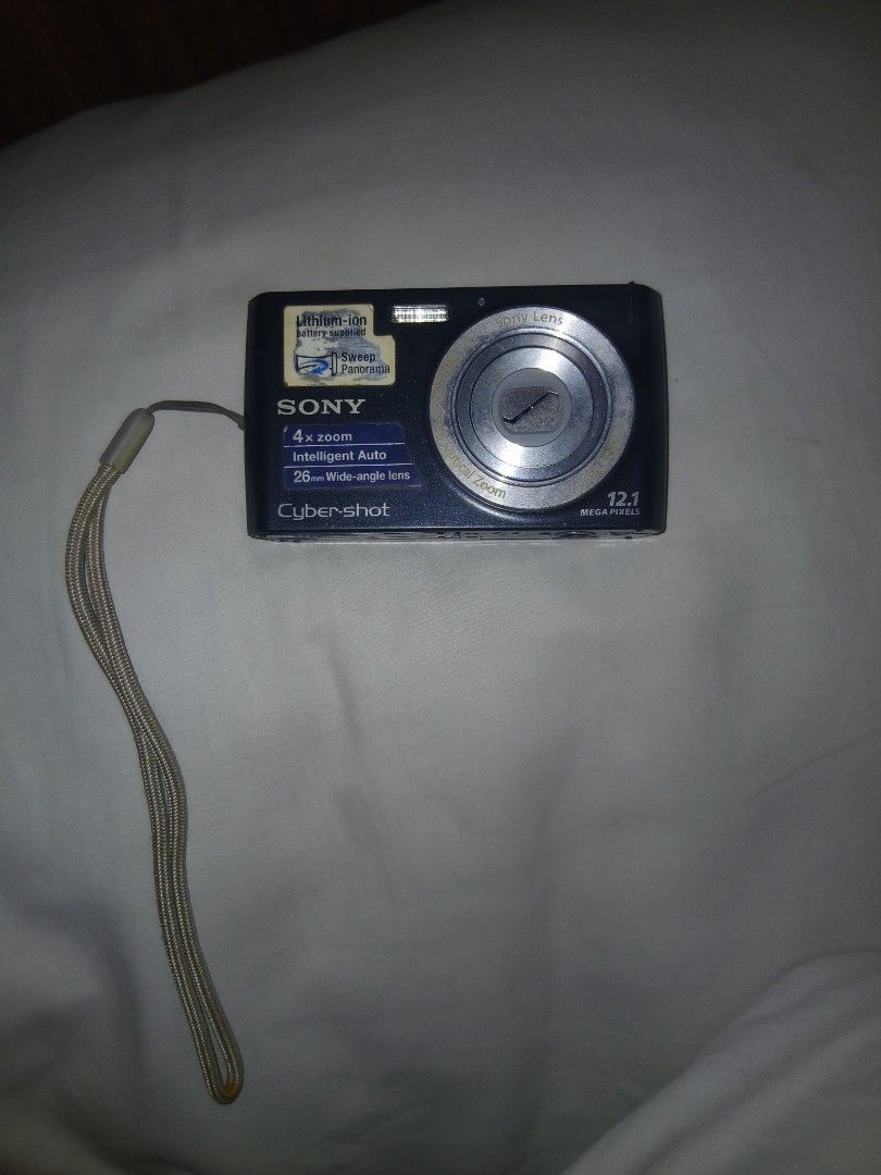 Sony Cyber-shot DSC- W510 Digital Camera (Category: Cameras) located in Bantay. Submitted by tiyuhh (Listing ID 1438883477, Image 1). Description: - Sony Cyber-shot digital camera - 12.1 megapixel resolution - 4x optical zoom - Intelligent auto mode - Built-in flash - Includes wrist strap - Color: Black.