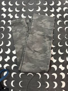 (Category: ) located in . Submitted by splendidcloset (Listing ID 1438892832, Image 1). Description: .