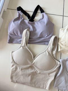 (Category: ) located in . Submitted by shopaholicme31_ (Listing ID 1438906027, Image 1). Description: .