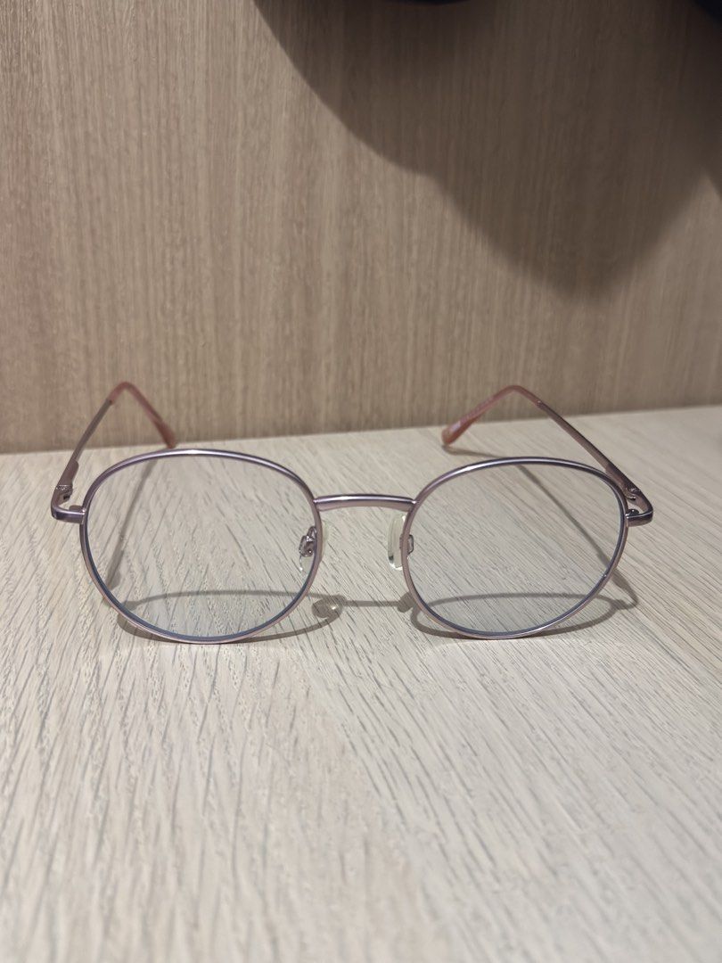 Sunnies Studios Anti-rad Eyeglasses ~ Rosegold (Category: Sunglasses & Eyewear) located in Makati City. Submitted by svnshinemarie (Listing ID 1438950521, Image 2). Description: no box.