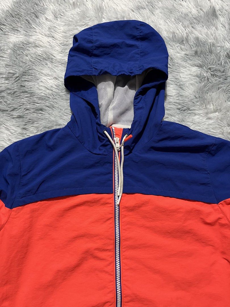 Superdry Sports Cagoule Jacket (Category: Coats, Jackets and Outerwear) located in Sasmuan (Sexmoan). Submitted by winterclothes.ph (Listing ID 1438986543, Image 2). Description: Superdry Sports Cagoule Jacket M on tag... Width 21. Length 26.5 Excellent Condition...