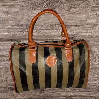(Category: ) located in . Submitted by jc_online_shop (Listing ID 1438933561, Image 1). Description: .