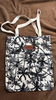 (Kategori: ) berada di . Dikirim oleh justfil (ID iklan 1439044564, Gambar 1). Deskripsi: .