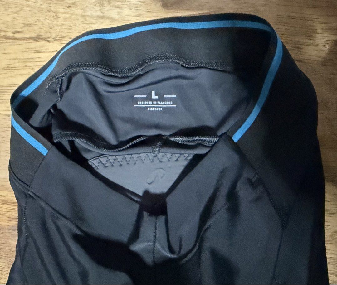Van Rysel Road Cycling Shorts - L (Category: Activewear) located in Bacoor. Submitted by cristine.10 (Listing ID 1438985947, Image 3). Description: - Van Rysel bibless road cycling shorts - Color: Black - Size: L - Features a padded chamois for comfort - Blue accent on the waistband - Designed in France - Specifically for road cycling - Van Rysel logo on the leg Fitted once Unused/Brand New RFS: wrong size.