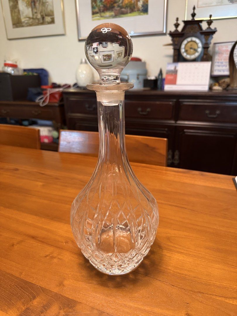 Vintage Crystal Decanter with Stopper459503421600583680