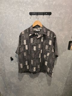 (Category: ) located in . Submitted by outofhabits_store (Listing ID 1439001387, Image 1). Description: .