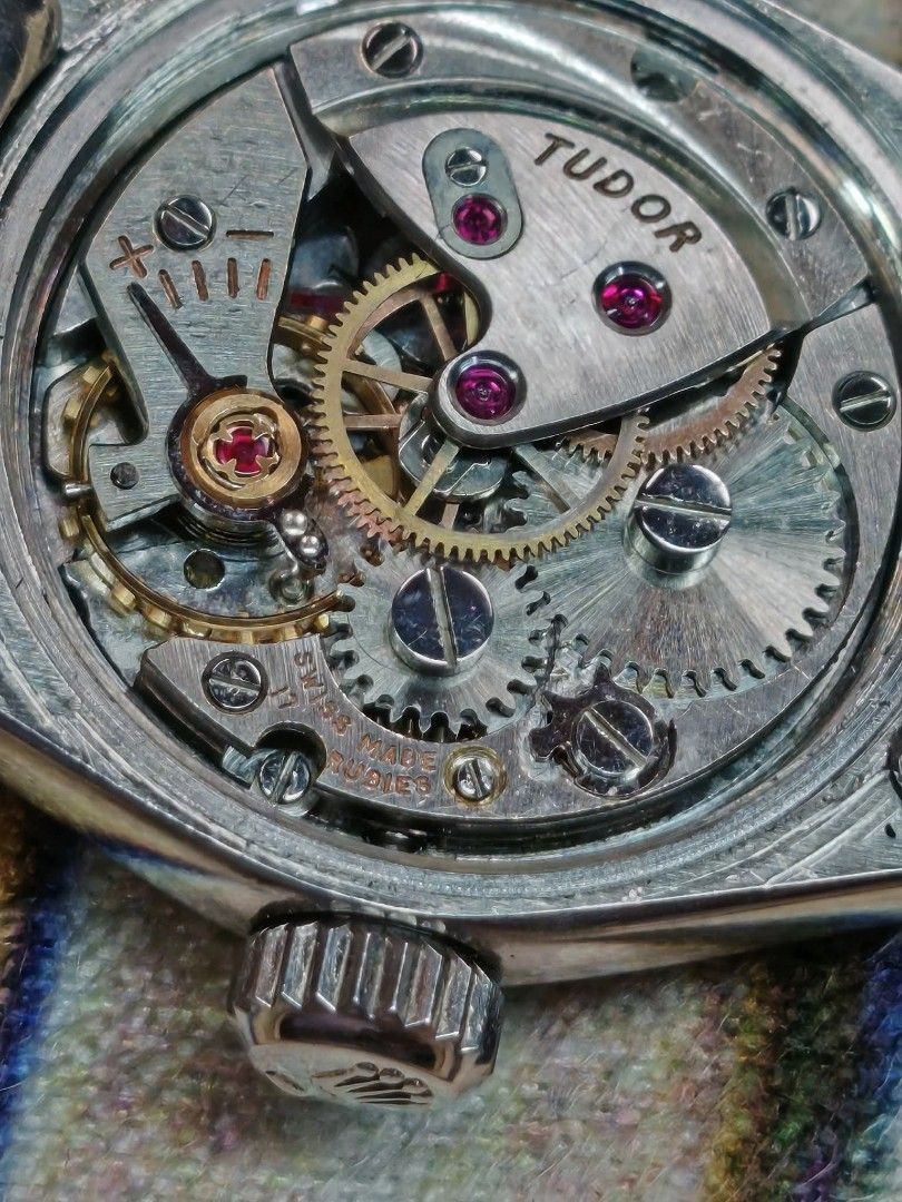 Vintage Tudor Ladies (Category: Luxury Watches) located in Baguio. Submitted by gatang00 (Listing ID 1438936278, Image 1). Description: FS Vintage Tudor ladies Watch In early 19's Rolex is the sister of Tudor watch, they both share materials and parts thats why you see rolex parts in this watch. newly serviced,oiled,polish Asking 50k negotiable for sure buyer Baguio/la trinidad area. Can be shipped via LBC. Ship fee handled by the buyer. Thanks .