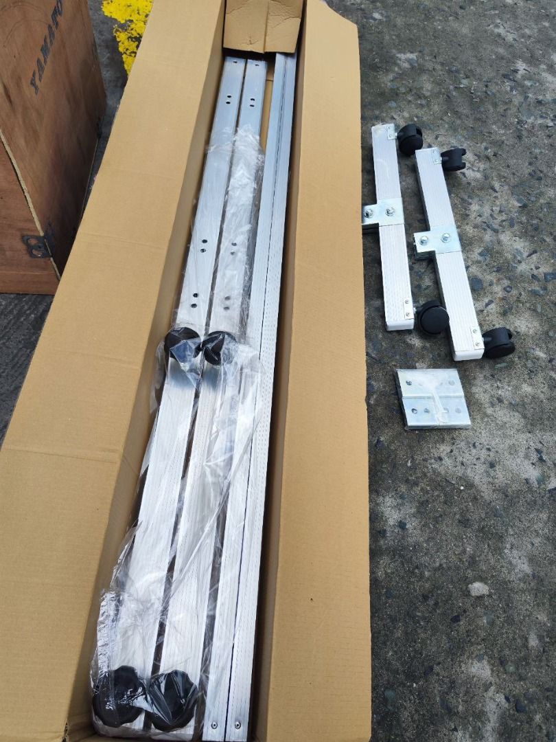 Whiteboard stand only Specs: 3x6ft (Category: Everything Else Others) located in Manila. Submitted by joeyroque09 (Listing ID 1438971060, Image 3). Description: Whiteboard stand only Specs: 3x6ft Price: 5750.
