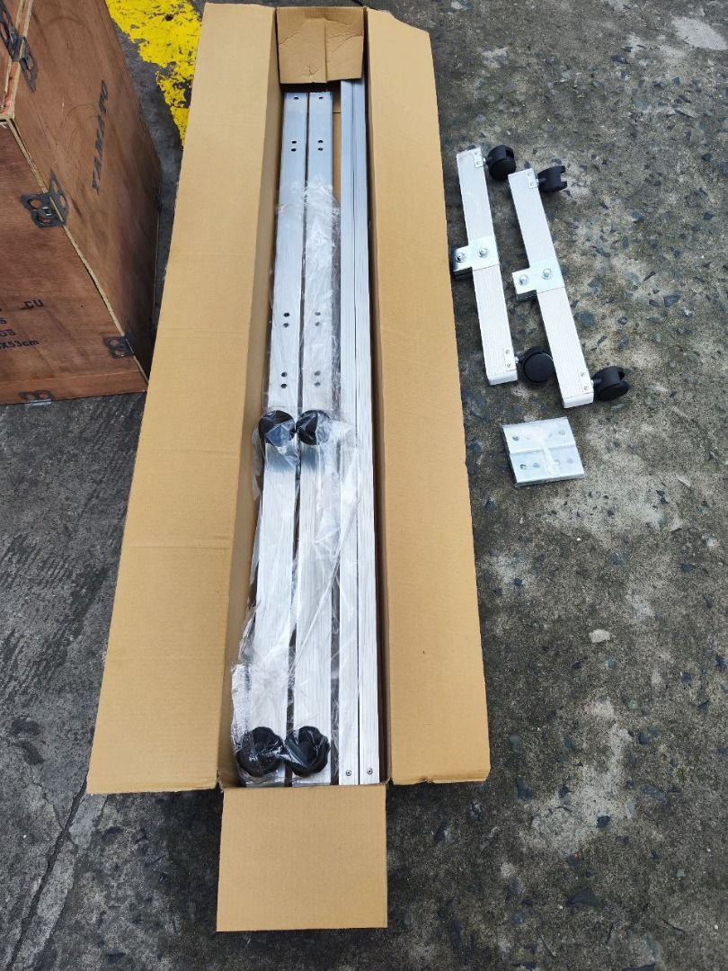 Whiteboard stand only Specs: 3x6ft (Category: Everything Else Others) located in Manila. Submitted by joeyroque09 (Listing ID 1438971060, Image 2). Description: Whiteboard stand only Specs: 3x6ft Price: 5750.
