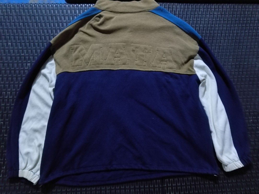 MATA Color Block Quarter-zip windbreaker (Category: Coats, Jackets and Outerwear) located in Manila. Submitted by cosmicpenguin-f2936f (Listing ID 1438907944, Image 2). Description: MATA Color block Quarter-zipped (Only S+U Studio) Length: 23.5 Width: 23 Condition 10/10 Color quality 10/10 ₱379 Sold via/ -+meetup (San Fernando La Union) -+Delivery (+ delivery fee if malayo, free if malapit) -+COD (Cash on Delivery) -+GCash(soon) *Issue: nothing, 