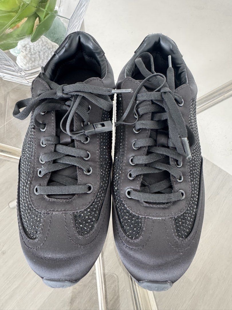 Zara Black Embellished Sneakers (Category: Sneakers) located in Taguig. Submitted by kittychum (Listing ID 1439010341, Image 2). Description: 💯 AUTHENTIC - Zara black sneakers - Size 36 - Embellished detailing - Lace-up closure - Rubber sole - Made of satin-like material - Preloved used twice.