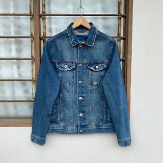 (Category: ) located in . Submitted by mr_yohji (Listing ID 1439060061, Image 1). Description: .
