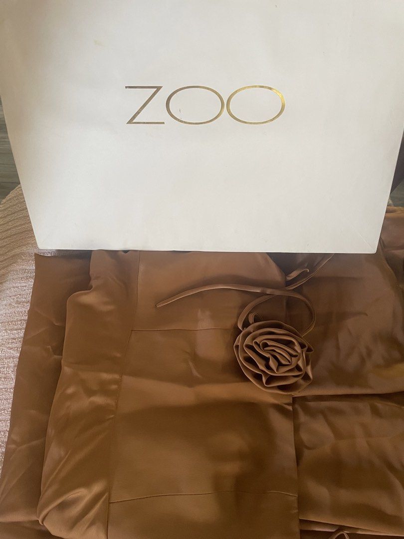 Zoo Label: Celestina Maxi Dress (Category: Dresses) located in Antipolo. Submitted by claresc415 (Listing ID 1438930541, Image 2). Description: Used Once Size XL Skirt Length 42 inch Slit Length 18 inch MOP: Gcash MOD: Buyers choice ofcourier .