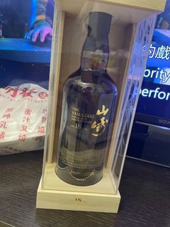 （分類：）位於 。 由 sneakerg 提交（商品編號 1439126574，圖片 1）。簡介： 。