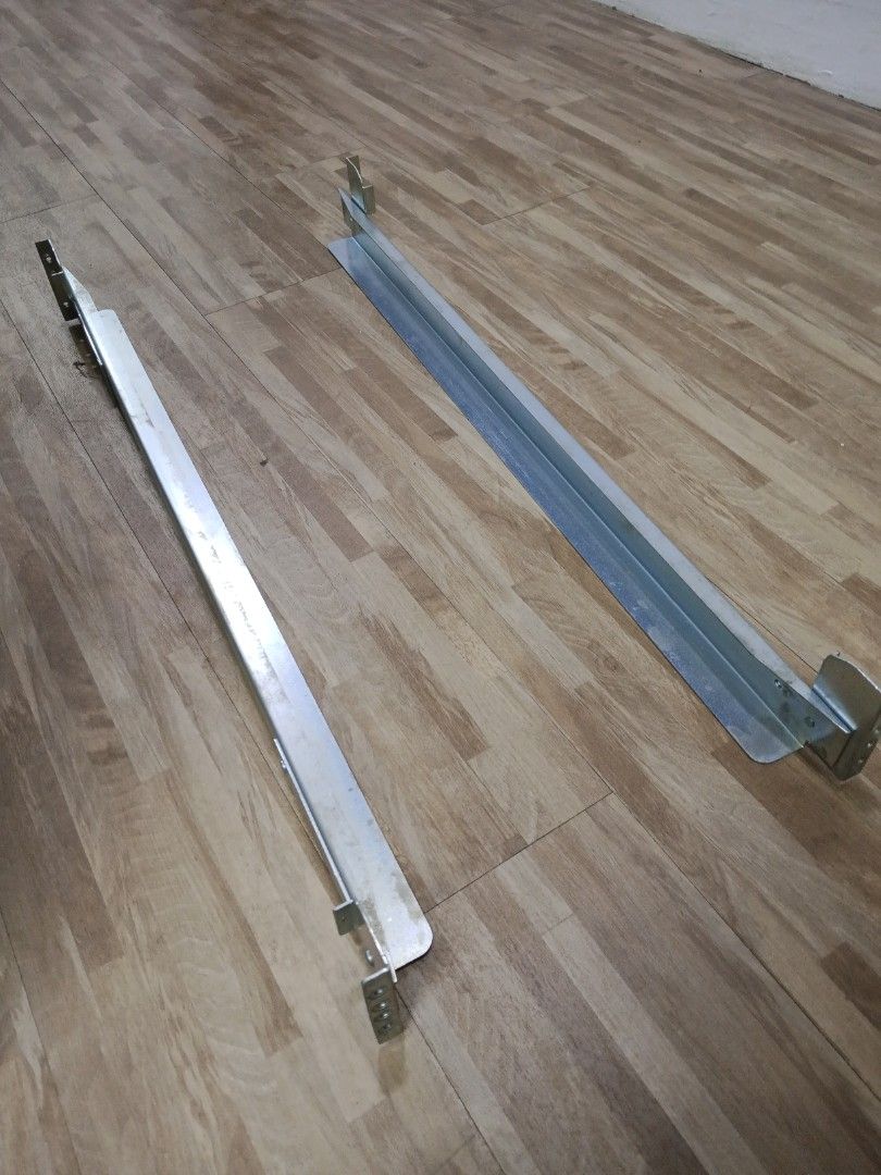 19" Server Rack Runner - Set of 2460184715024158720