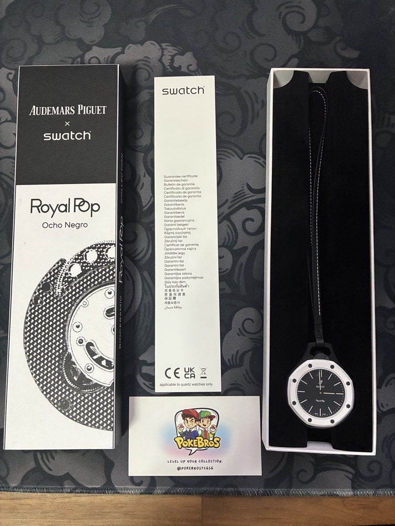 swatch×AP  pop ホワイト／ブラック Details, details, details! A collaboration that no one saw coming