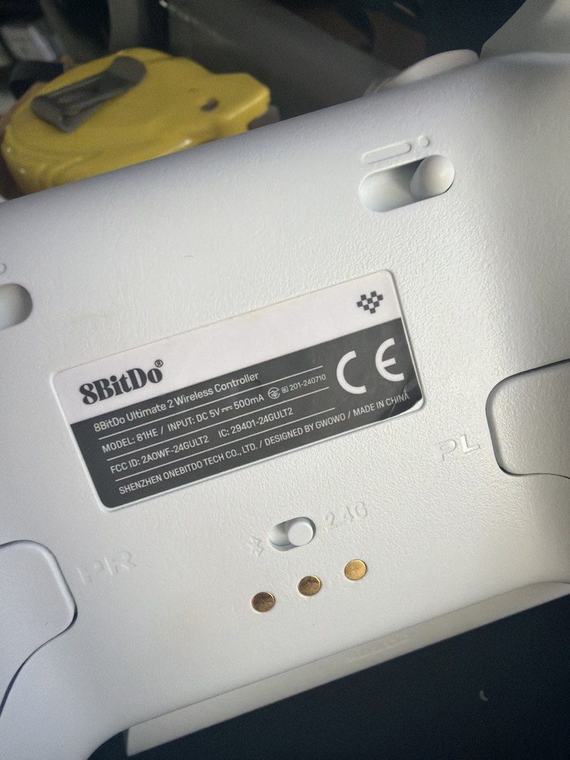 8BitDo Ultimate 2 Wireless Controller (Category: Controllers) located in Singapore. Submitted by brotherdrammer (Listing ID 1439163701, Image 2). Description: - 8BitDo Ultimate 2 wireless controller - previous flagship model from 8bitdo - Left Trigger sticking sometimes when pressed - otherwise, all good - Includes all buttons and joysticks - includes charging stand and usb cable - Ideal for gaming at home or on the go - Comes without original pa
