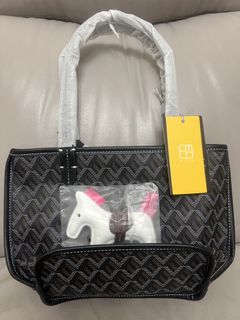 （分類：）位於 。 由 fong1256 提交（商品編號 1436911492，圖片 1）。簡介： 。