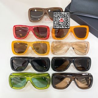 (Category: ) located in . Submitted by sunglasses.versionsale (Listing ID 1439211539, Image 1). Description: .