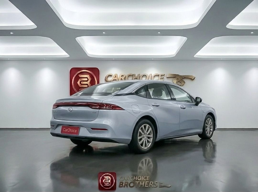 AION ES ES Auto （分類：車輛出租）位於 Hong Kong。 由 carchoice_brothers 提交（商品編號 1439159590，圖片 2）。簡介： 🚗✨2026 AION ES 全新車 🚘✨ 2026 AION ES 全新車 ✅ 月租低至 $9,800 ✅ 周租 $3,800 ✅ 日租 $980 👨‍💻 詳情/預約 請向租車專員(Roy / 陳先生)查詢👇🏻: 📱 63928226 無論係家庭出遊、朋友聚會，定係平日代步🚗💨 我哋都幫你揀到心水靚車，行程更輕鬆自在！👍 ✅本公司所有租車均購買正規合法租車保險，絶對租得安心又放心 💁🏼‍♀️我們亦有自設車房，方便緊急維修🧰 🛞以及有拖車團隊二十四小時🕣服務大家🌟 📍 地址：觀塘偉業街147號地下 🚘CARCHOICE BROTHERS 🔎Instragram: Carchoicebros_hk_car_rental 🔎Website: https://www.carcho