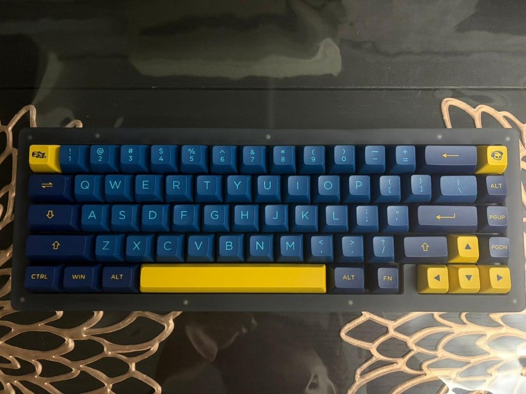 Akko ACR67 Mechanical Keyboard - Blue/Yellow460830473737349120