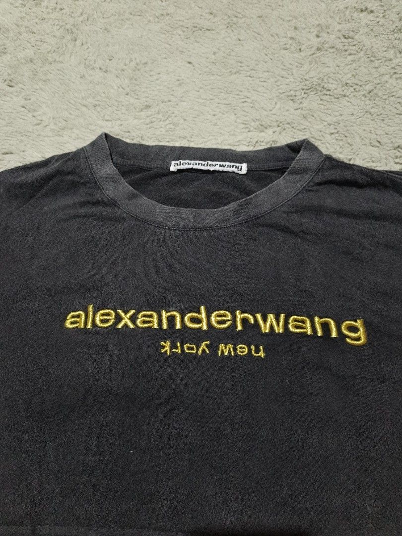 Alexander Wang new York Crop Top (Category: Shirts) located in Rizal,Palawan. Submitted by vansellclothes (Listing ID 1439077561, Image 1). Description: .