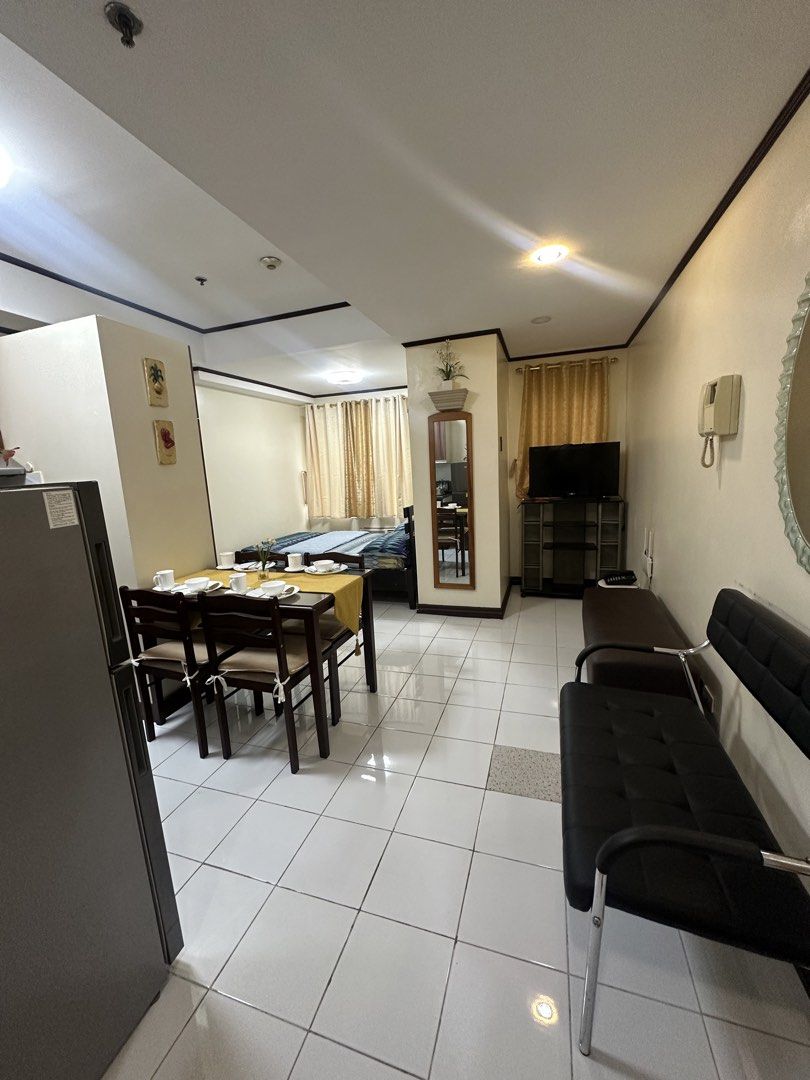 Alpha Grandview Studio unit for lease (Category: Apartments & Condos) located in Manila. Submitted by ronald.pontuya (Listing ID 1439226062, Image 3). Description: furnish studio unit for lease a walk to Manila Bay, hotels, Malate Church, Robinsons mall.