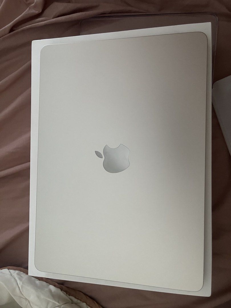 Apple MacBook Air M2 Starlight460392569703639041