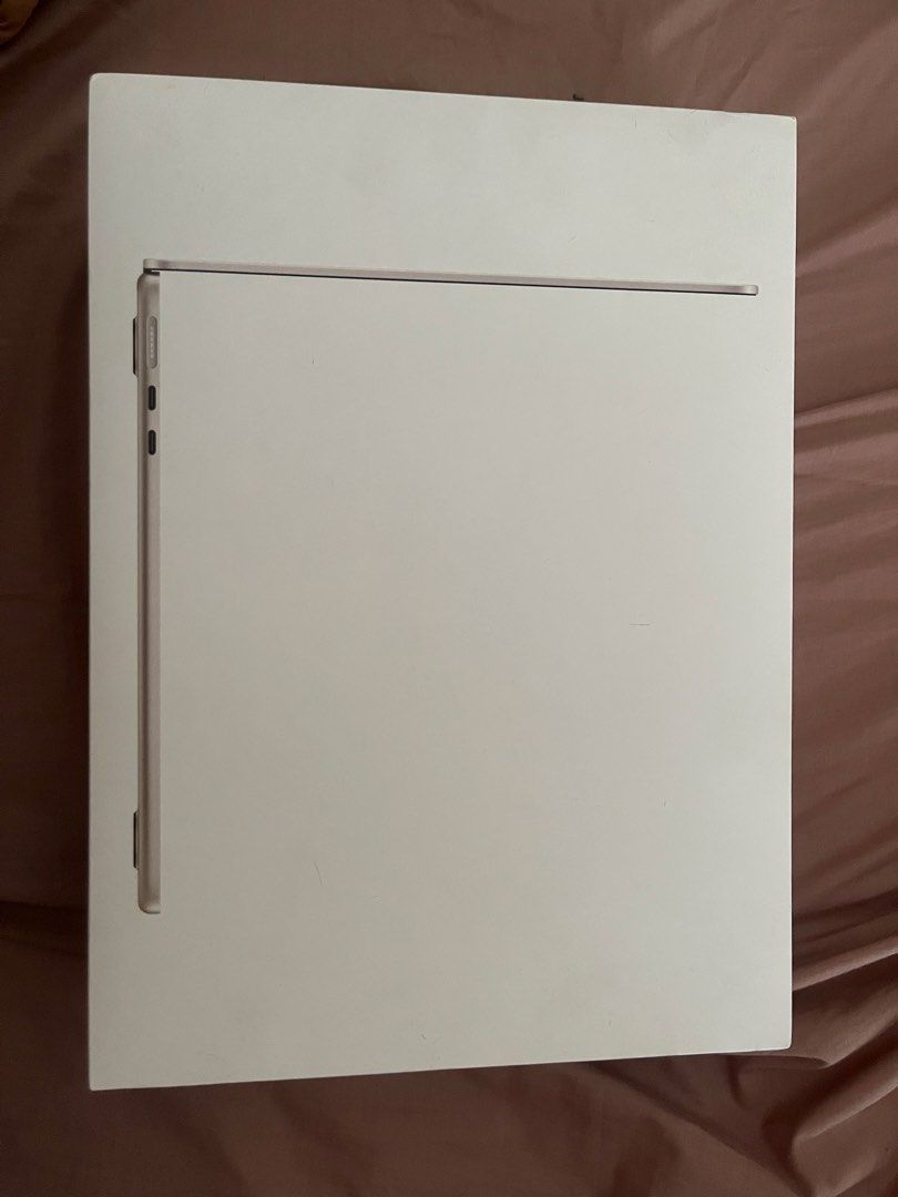 Apple MacBook Air M2 Starlight460392569703639044