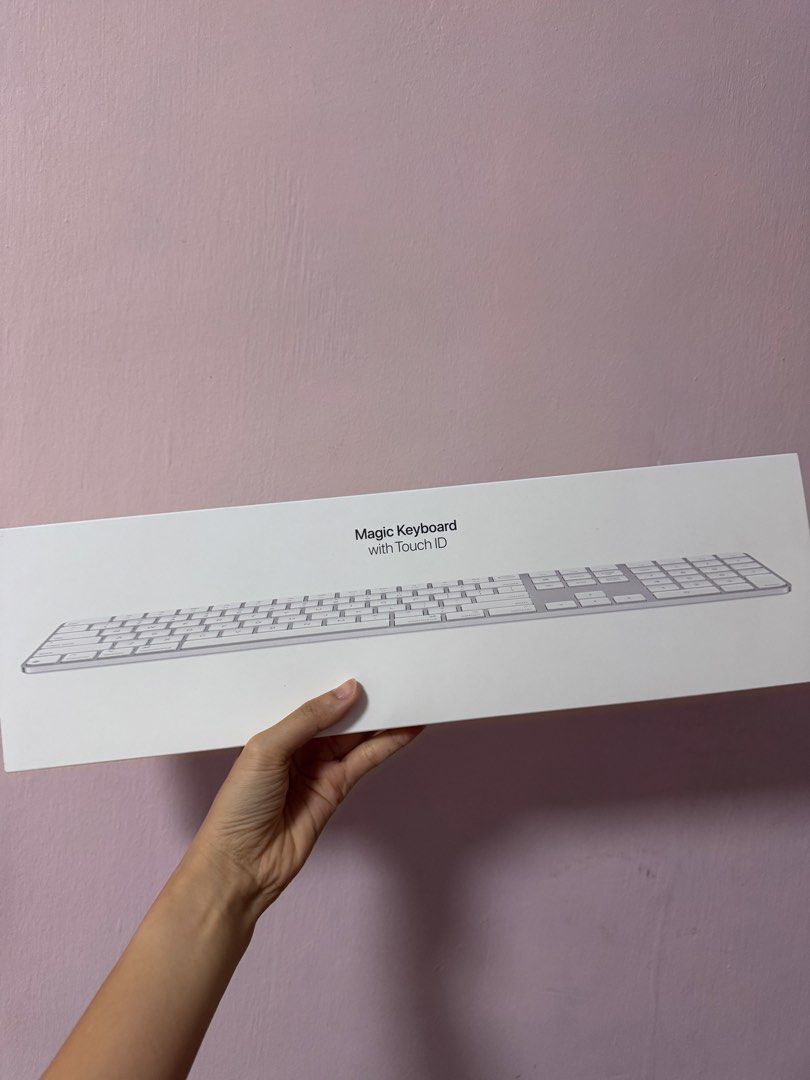 Apple Magic Keyboard with Touch ID - White460301183463598080