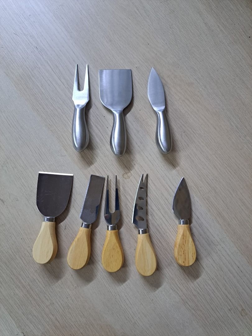 Assorted Cheese Knives460230462518087680