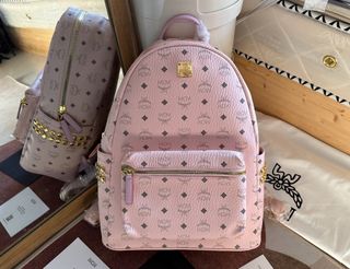 (Category: ) located in . Submitted by creamycupcakes (Listing ID 1439239689, Image 1). Description: .