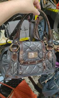 (Category: ) located in . Submitted by darriebags88 (Listing ID 1439157687, Image 1). Description: .