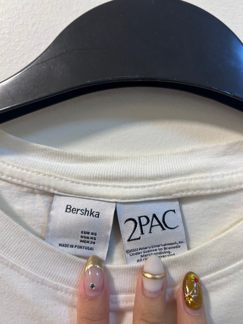 Bershka 2PAC Tupac Shakur Graphic Tee (Category: Tshirts & Polo Shirts ) located in Makati City. Submitted by rkivegf_ (Listing ID 1439153380, Image 3). Description: — 350 + sf — size XS on tag — Bershka — y2k, streetstyle 🧾: payment first basis (GCash, BDO) 📦: lalamove / LBC (shouldered by buyer) 📍: makati, metro manila.