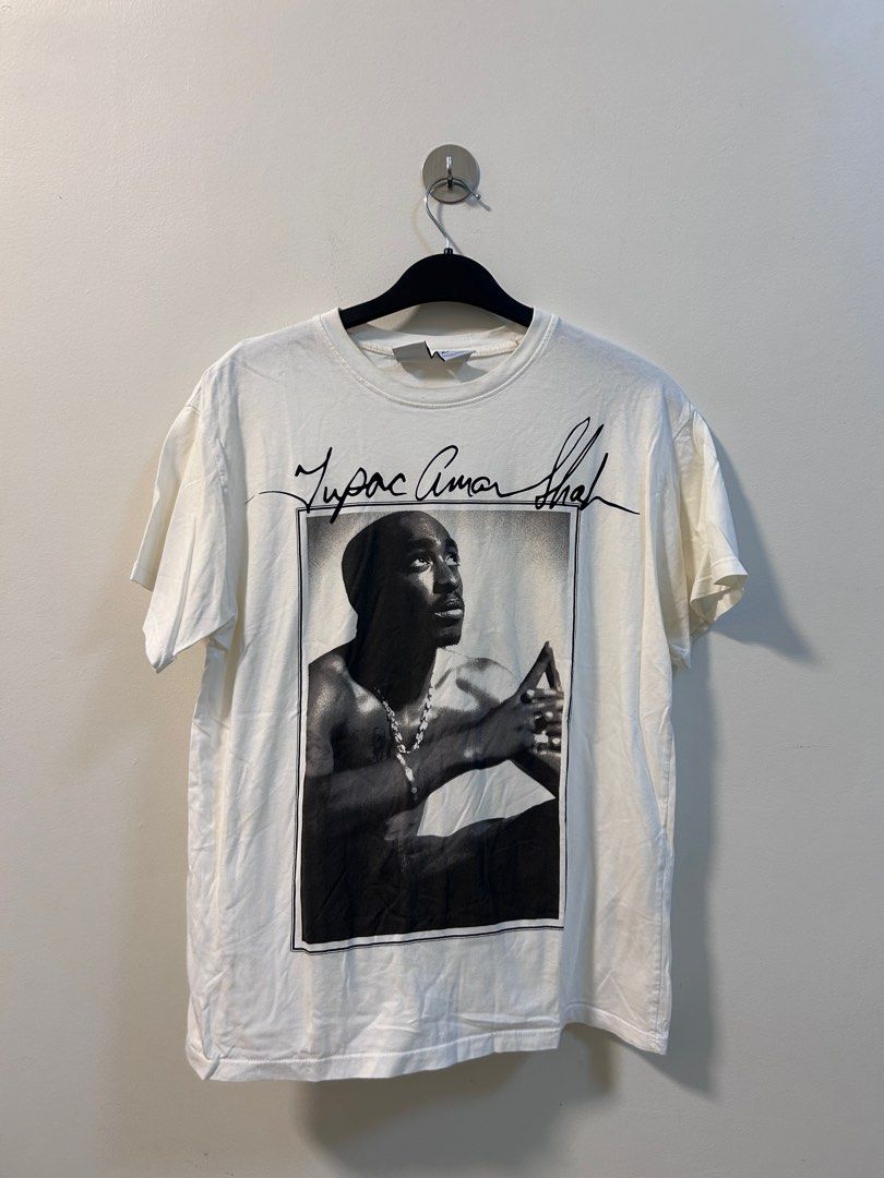 Bershka 2PAC Tupac Shakur Graphic Tee (Category: Tshirts & Polo Shirts ) located in Makati City. Submitted by rkivegf_ (Listing ID 1439153380, Image 2). Description: — 350 + sf — size XS on tag — Bershka — y2k, streetstyle 🧾: payment first basis (GCash, BDO) 📦: lalamove / LBC (shouldered by buyer) 📍: makati, metro manila.
