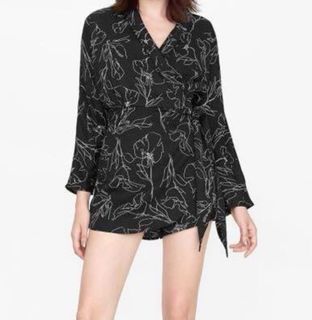 (Category: ) located in . Submitted by shopauthentically (Listing ID 1439236209, Image 1). Description: .